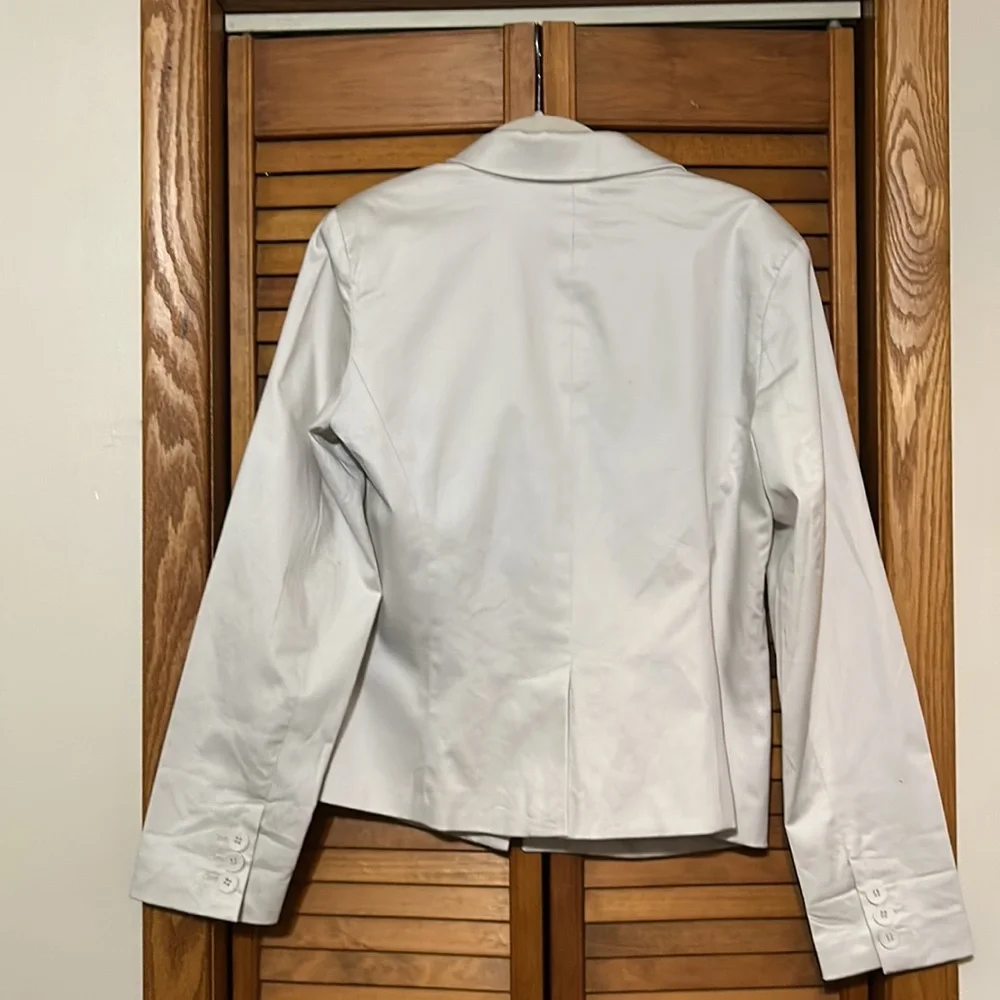 Blazer - Picture 2 of 3